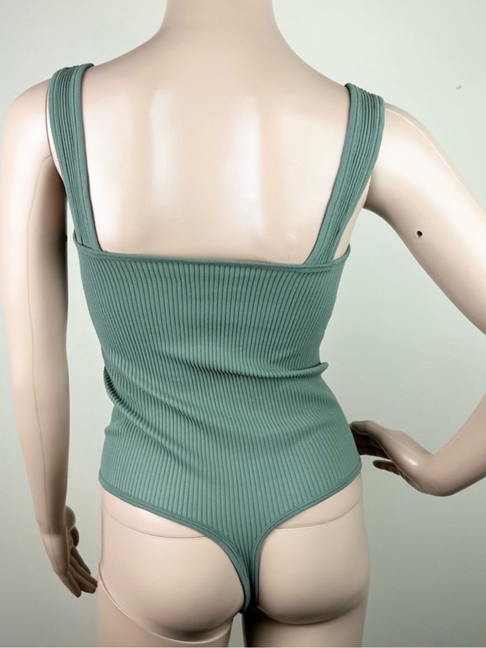 NEW FREE PEOPLE GREEN RIBBED SLEEVELESS BODYSUIT - Picture 5 of 5
